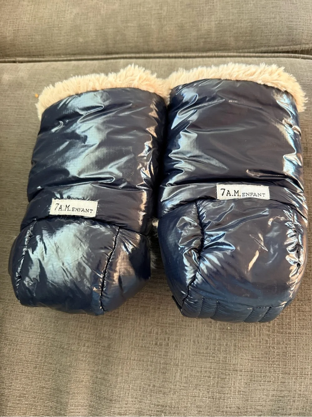 7 A.M. Enfant Navy Kids Mittens with Faux Fur Cuff